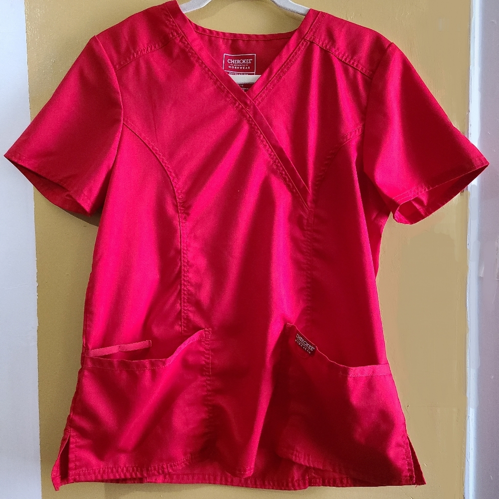 Cherokee mock wrap scrub top, M, Red